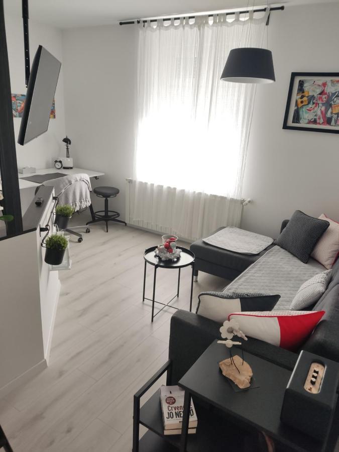Petit Coco Apartment Zagreb Bagian luar foto